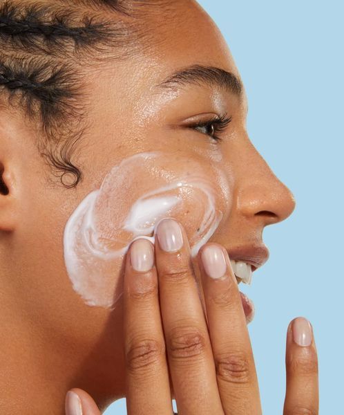 Ніжний гель для очищення шкіри Byoma Milky Moisture Cleanser BM07 фото